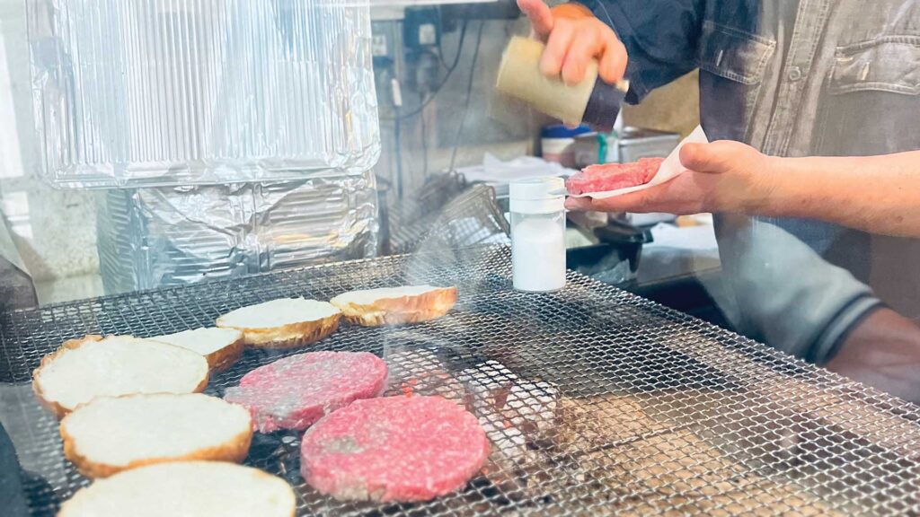 burger cooking